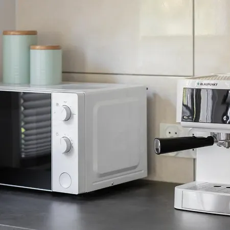 Beautiful Retro 536 For 6 People In By Renters Appartement
