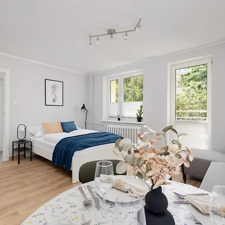 Beautiful Retro 536 For 6 People In By Renters Appartement *