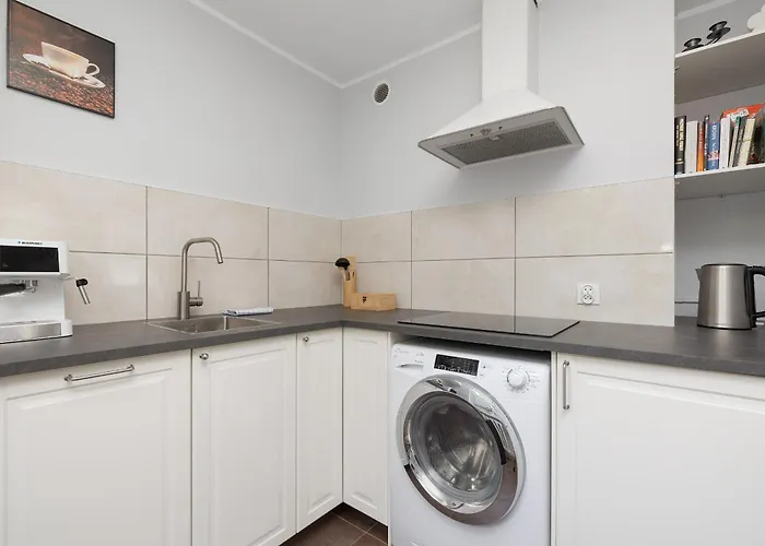 Beautiful Retro 536 For 6 People In By Renters 斯维诺乌伊希切